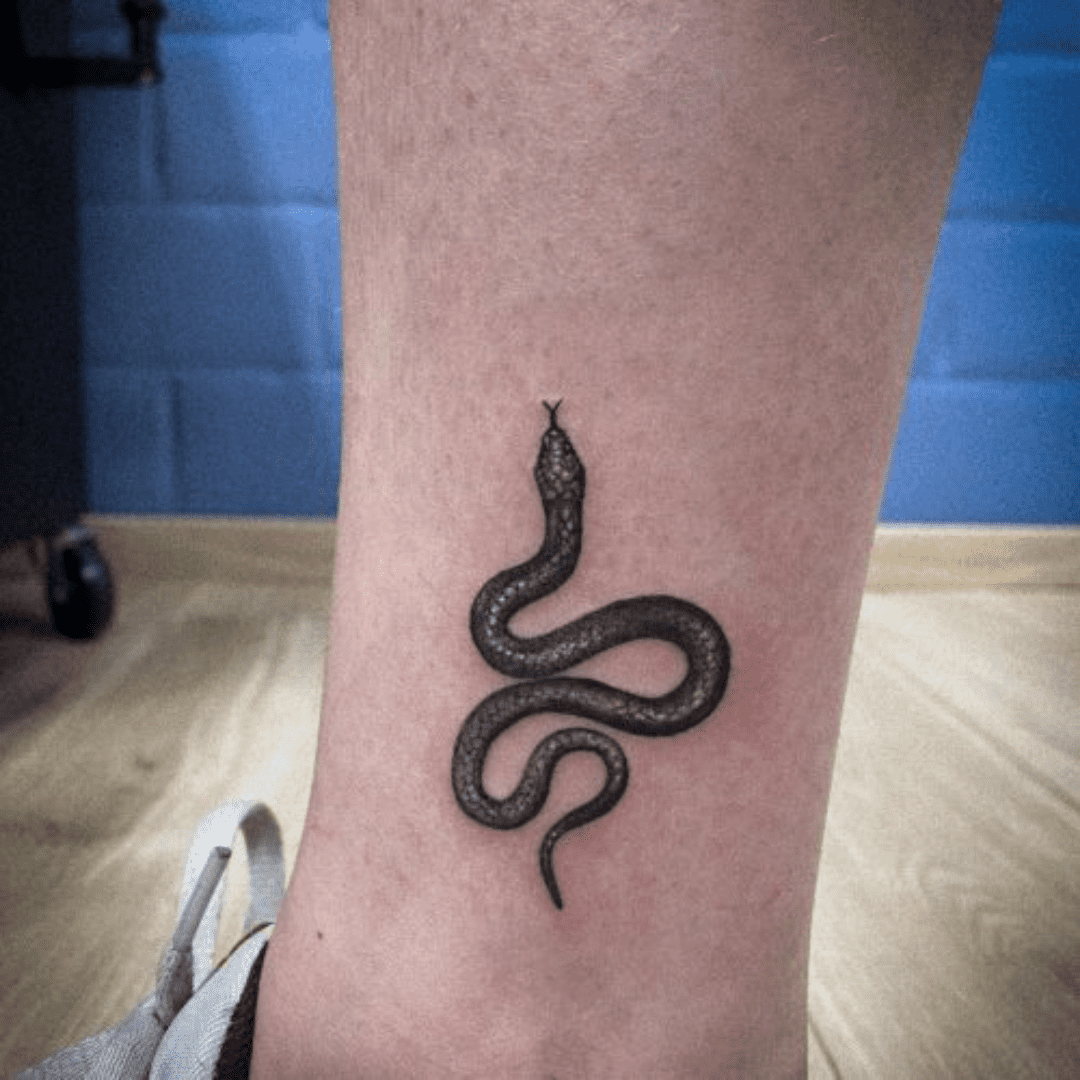 20 Cutest Snake Tattoos for Women