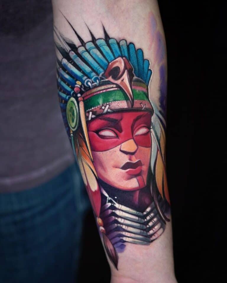 Klein tattoo van een vrouwelijk Indianenhoofd